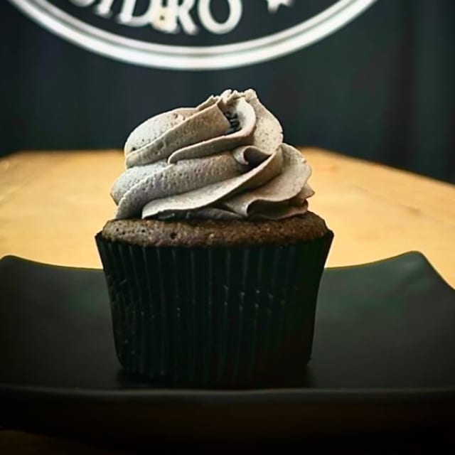 Vegan Black Sesame Cupcake (GF).